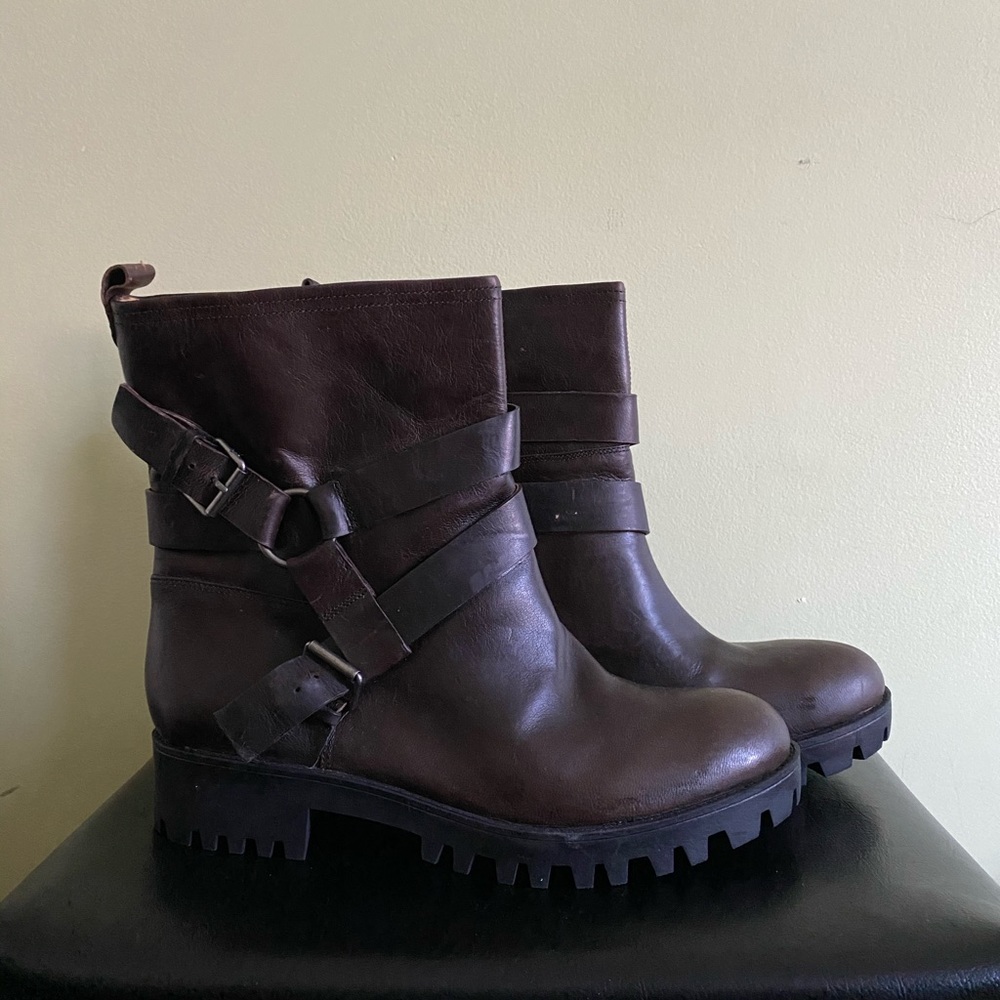 Nine West Motorcycle Boots 🥾👠